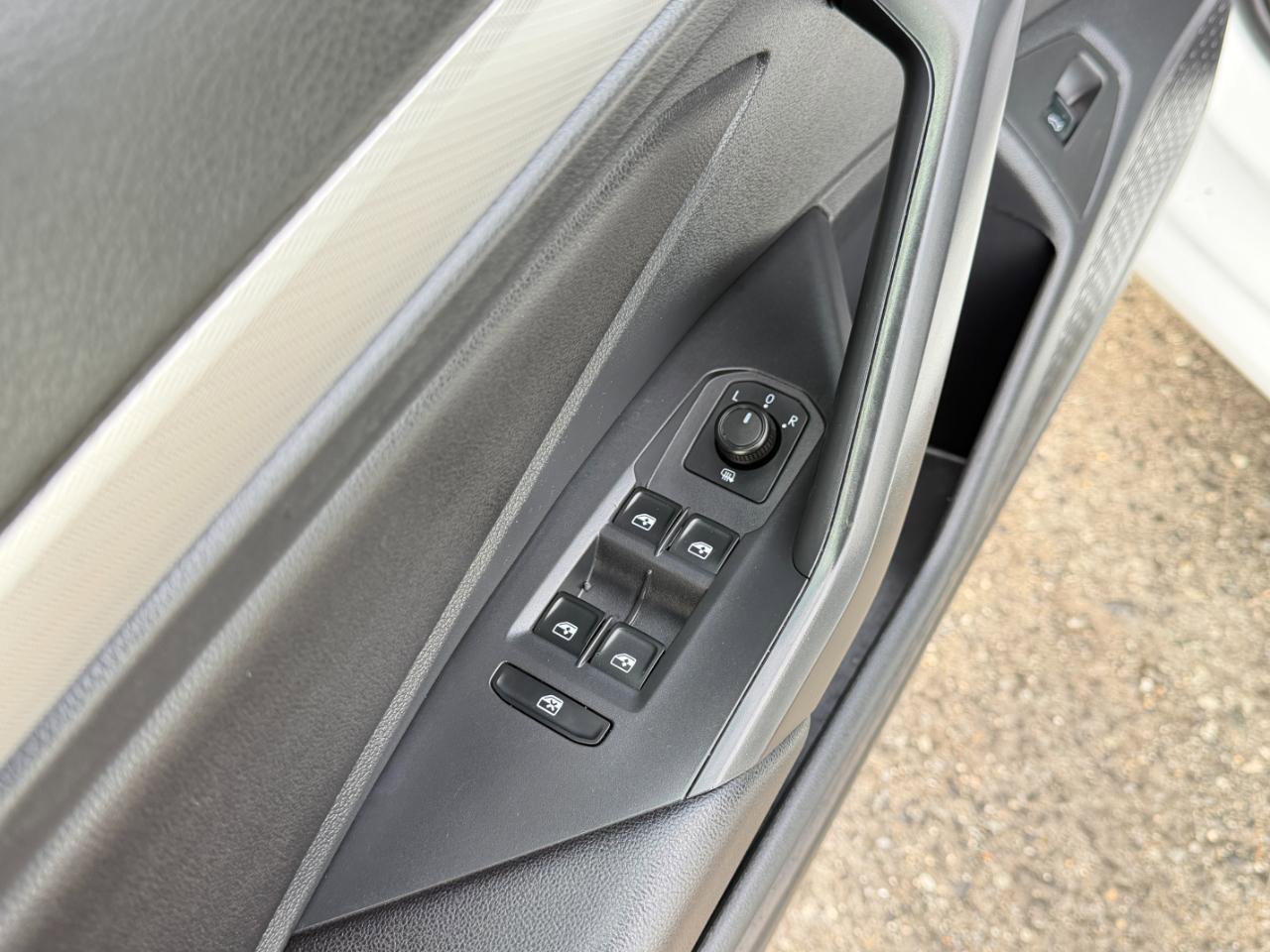 Used 2019 Volkswagen Jetta S w/ Driver Assistance Package FWD image 16