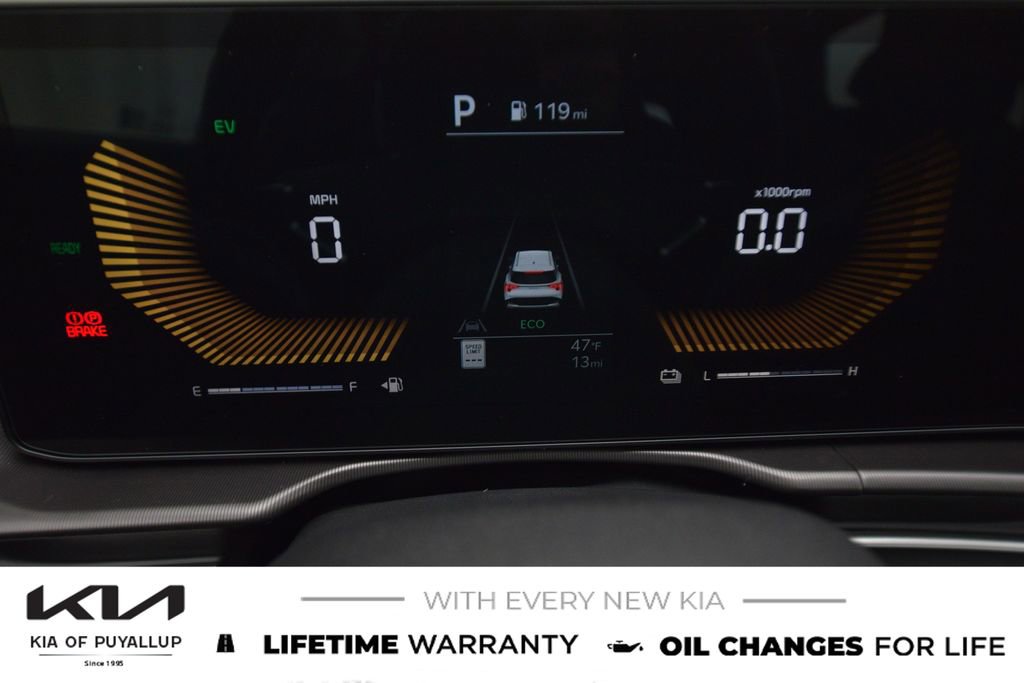 New 2026 Kia Sportage EX image 18