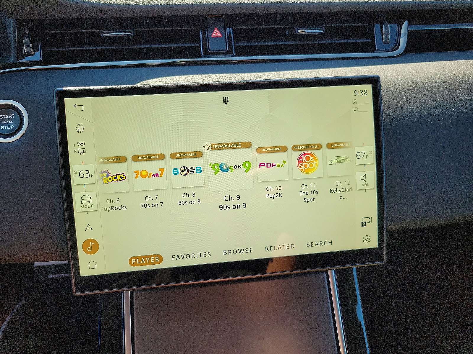 Used 2024 Land Rover Range Rover Evoque Dynamic SE image 16