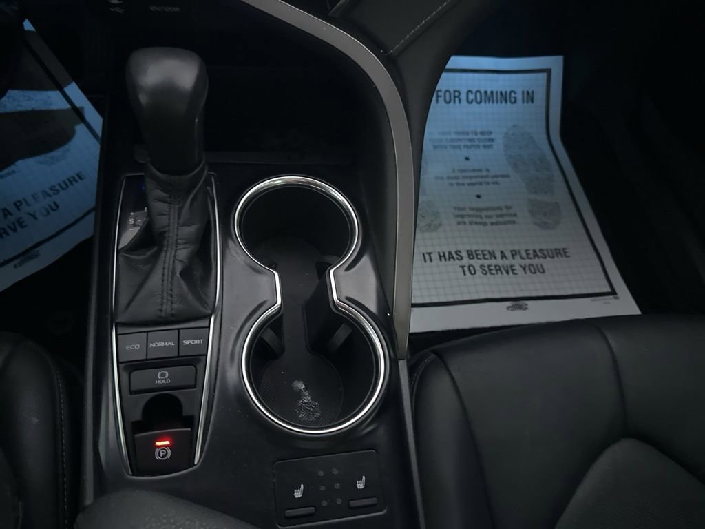 Used 2019 Toyota Camry XSE image 24