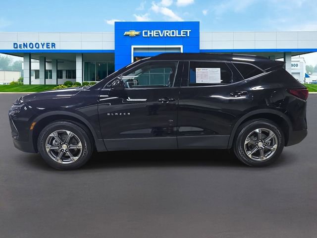 Used 2023 Chevrolet Blazer LT w/ Convenience Package AWD/4WD image 8