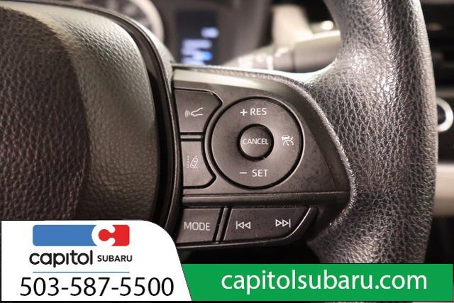 Used 2020 Toyota Corolla LE FWD image 18