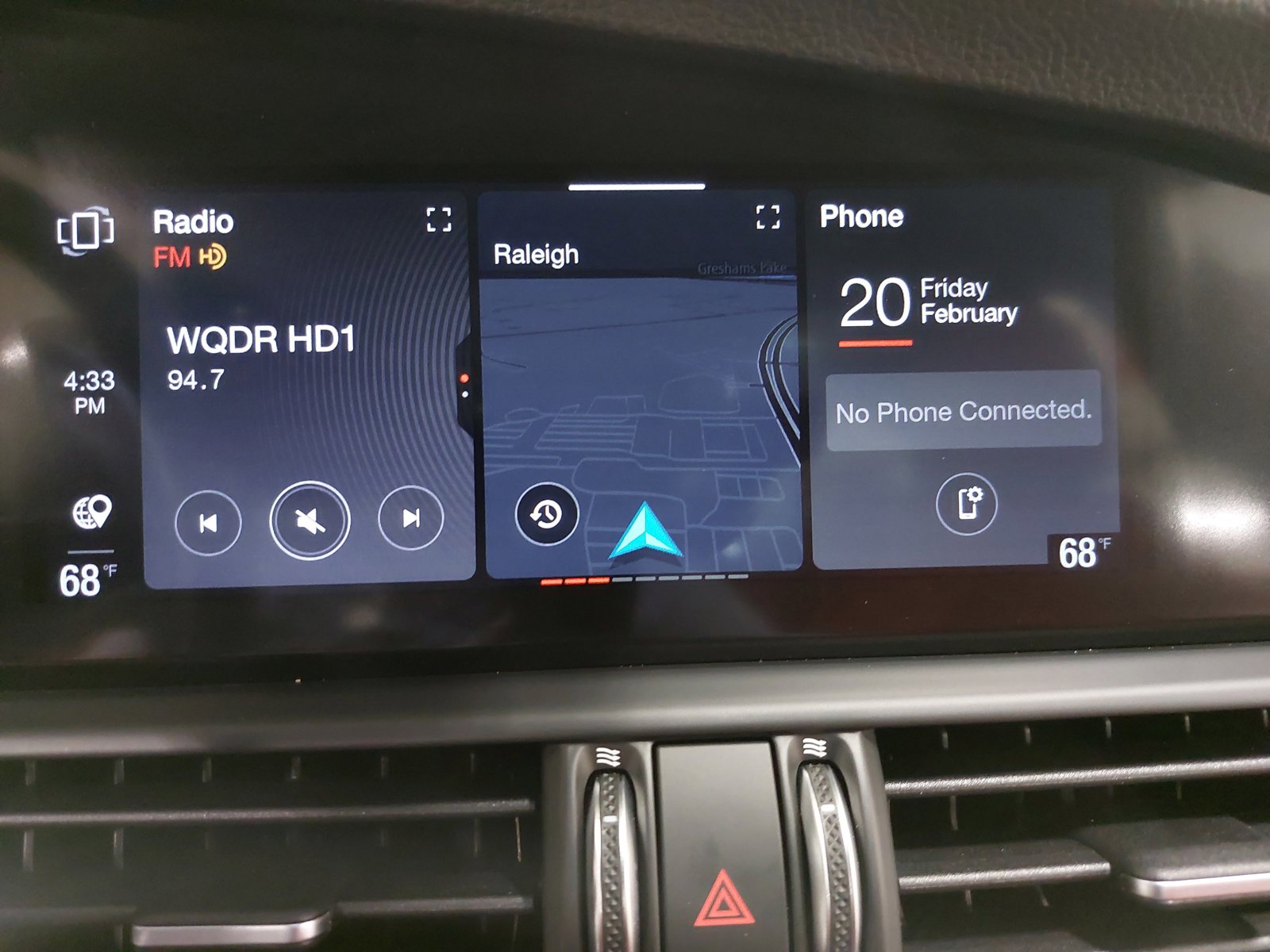 New 2025 Alfa Romeo Giulia w/ Veloce Package Rwd image 22