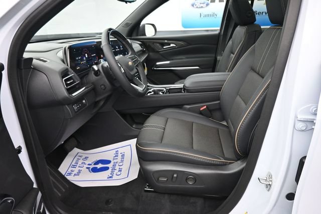 New 2026 Chevrolet Traverse High Country w/ LPO, Floor Liner Package FWD image 14
