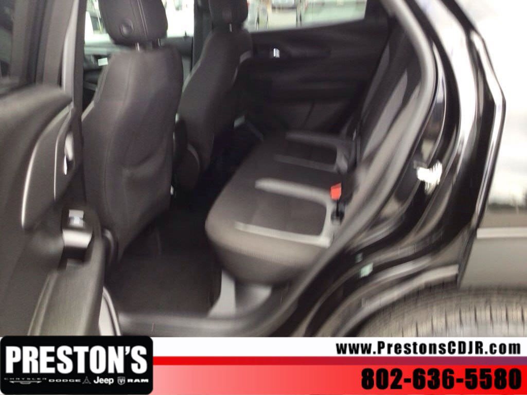 Used 2025 Chevrolet TrailBlazer LT AWD/4WD image 27