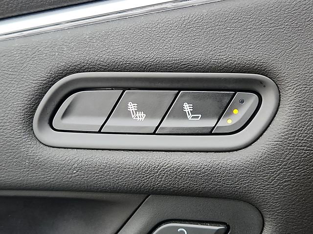 Used 2023 Cadillac Escalade Luxury image 24