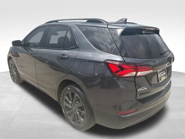 Used 2023 Chevrolet Equinox RS w/ RS Leather Package image 6