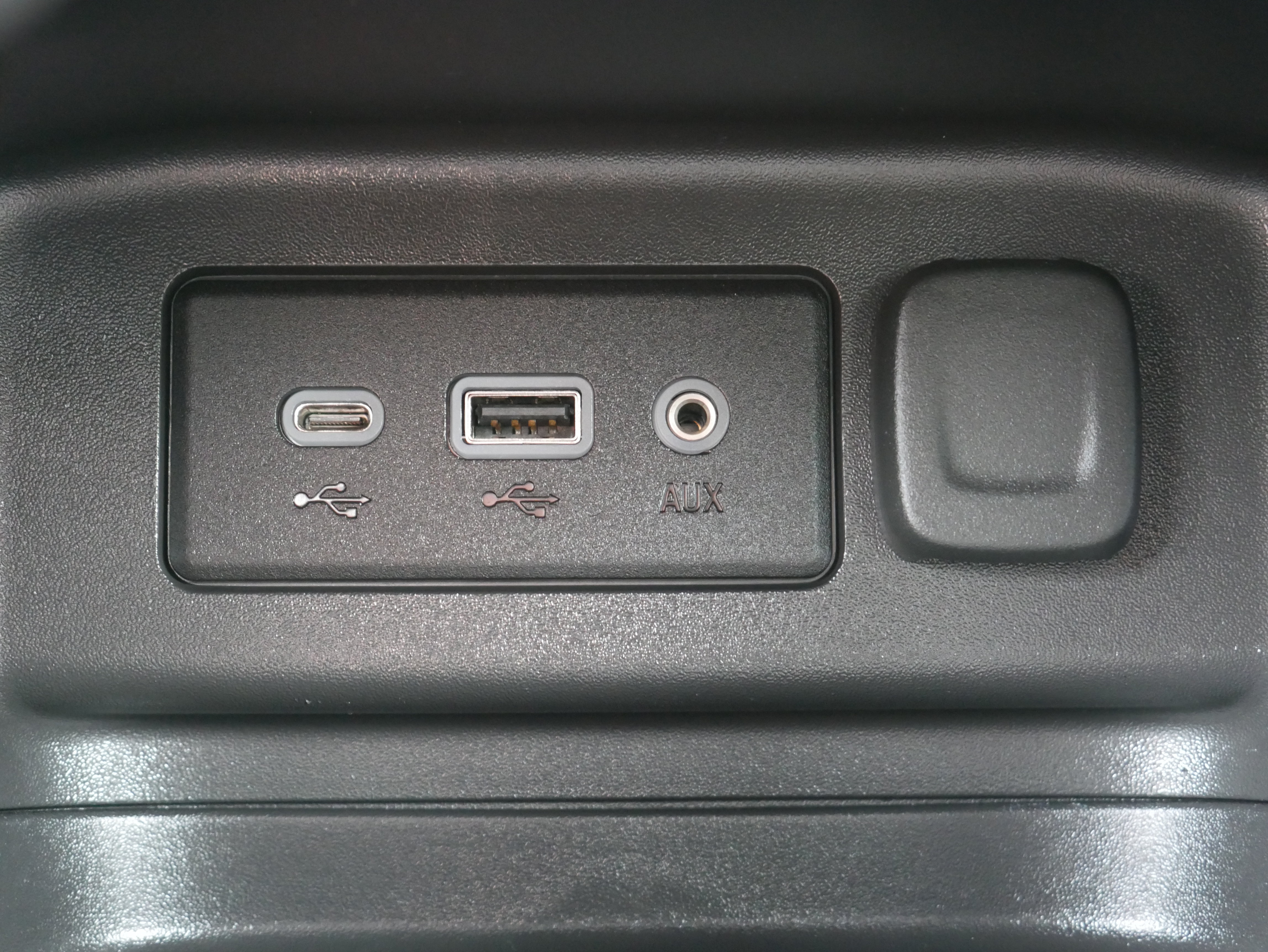 Used 2023 Chevrolet Equinox RS AWD/4WD image 20