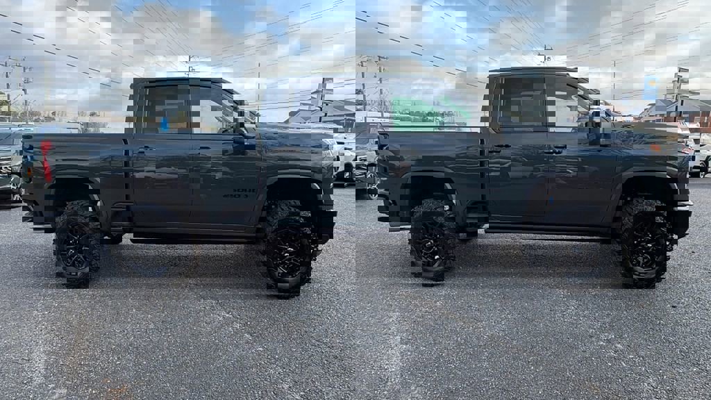 New 2026 Chevrolet Silverado 2500 ZR2 w/ LPO, Dark Essentials Package image 4