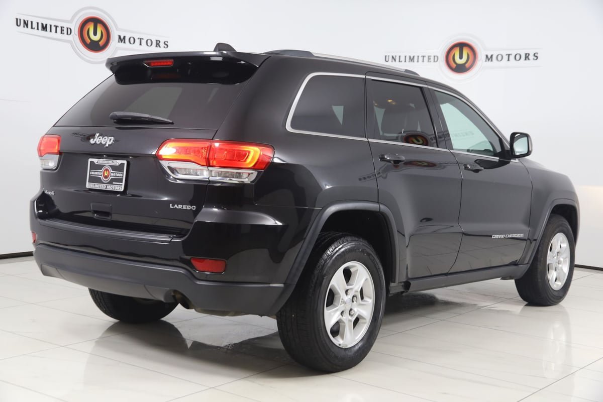 Used 2014 Jeep Grand Cherokee Laredo w/ Quick Order Package 23E AWD/4WD image 3