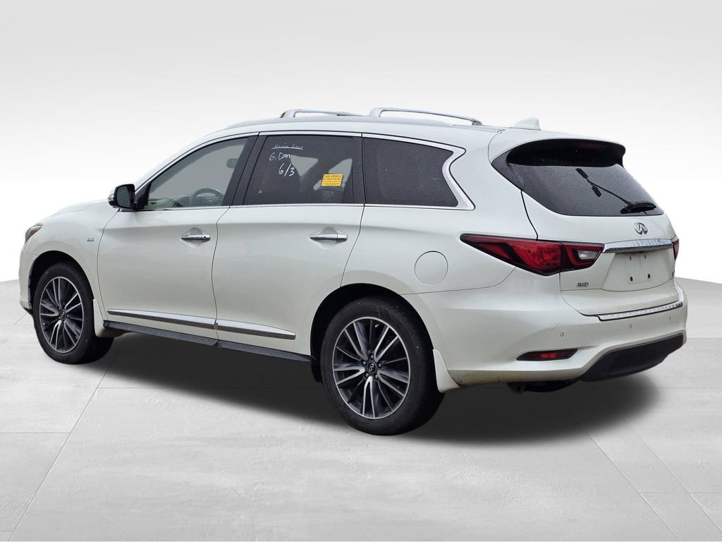 Used 2020 INFINITI QX60 Luxe w/ Sensory Package AWD/4WD image 9