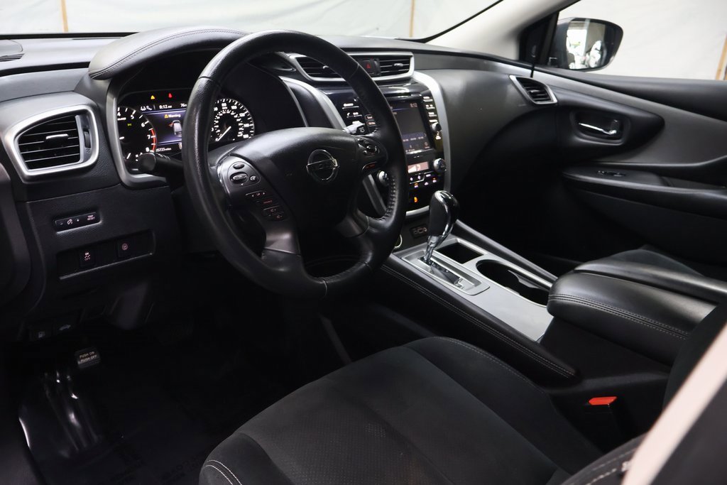 Used 2020 Nissan Murano SV image 18