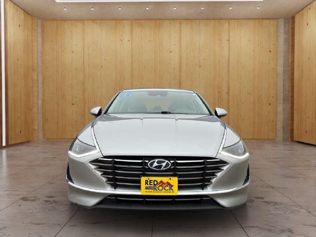 Used 2022 Hyundai Sonata SE FWD image 2