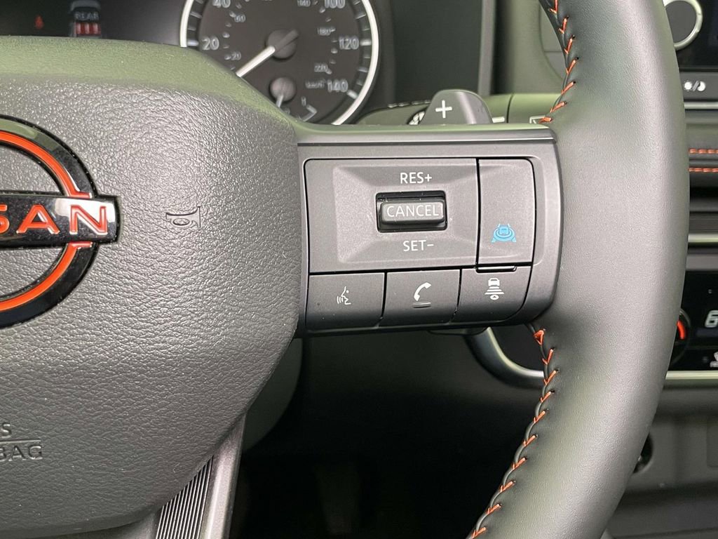Used 2025 Nissan Rogue SV AWD/4WD image 36