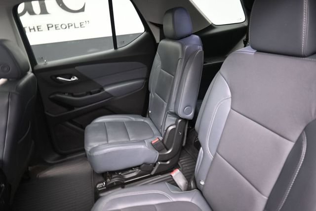 Used 2019 Chevrolet Traverse Premier w/ Driver Confidence II Package FWD image 18