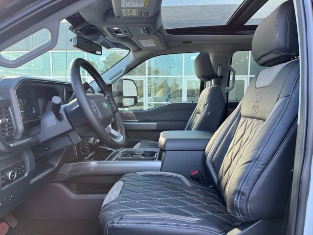 New 2026 Ford F250 Lariat w/ Black Appearance Package image 4