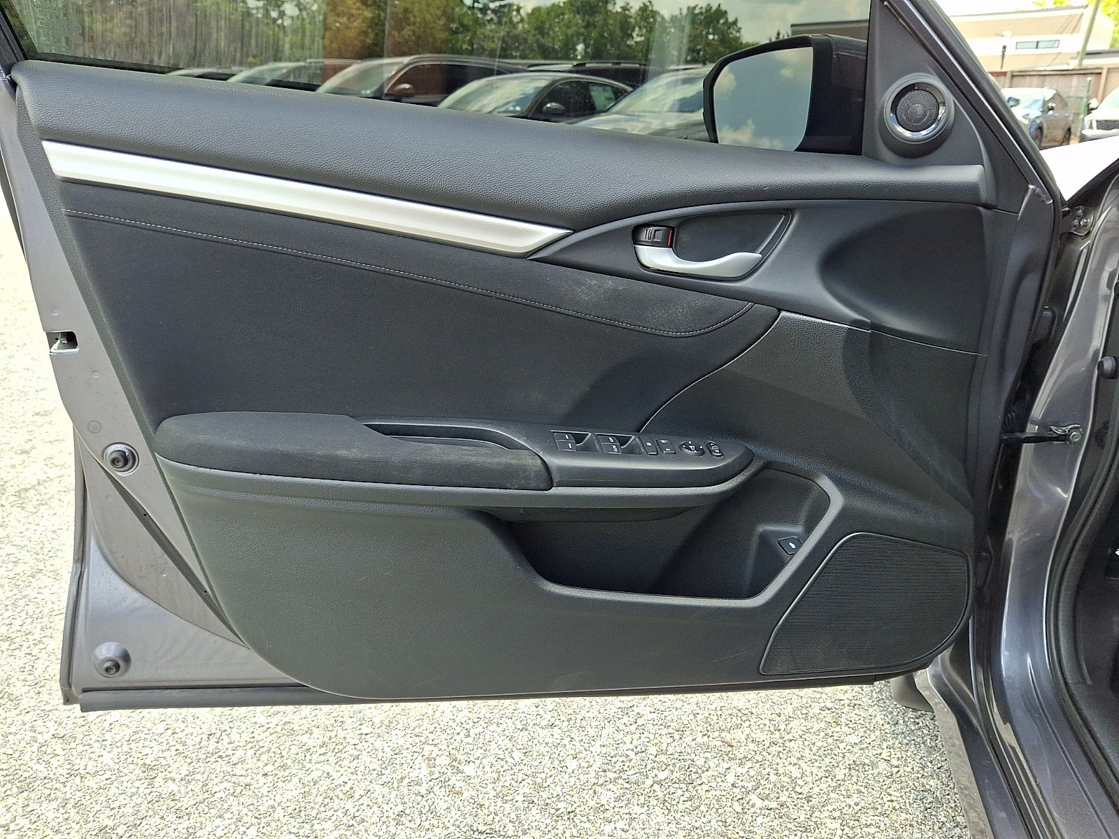 Used 2018 Honda Civic EX image 13