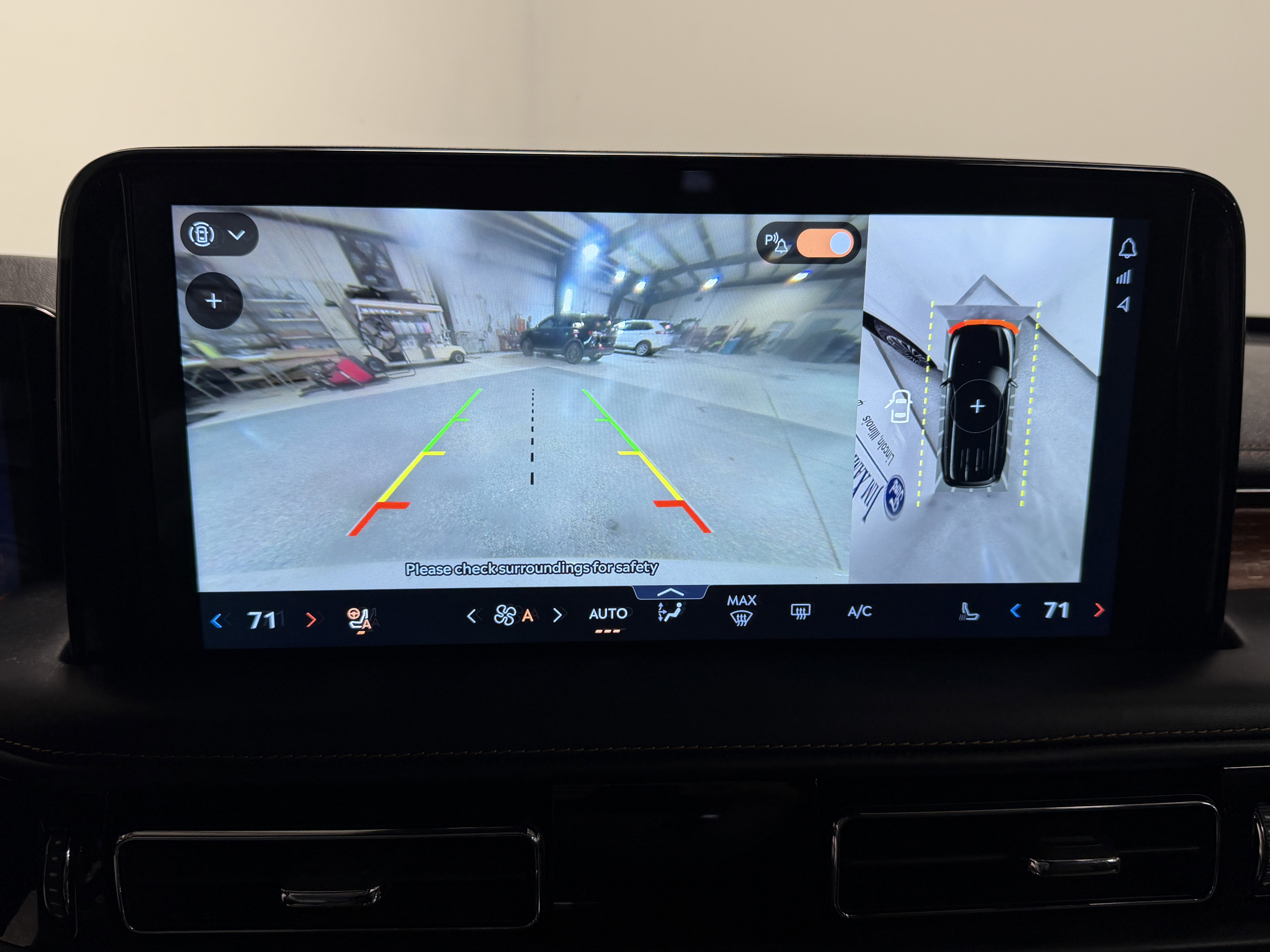 Used 2025 Lincoln Aviator Black Label AWD/4WD image 10