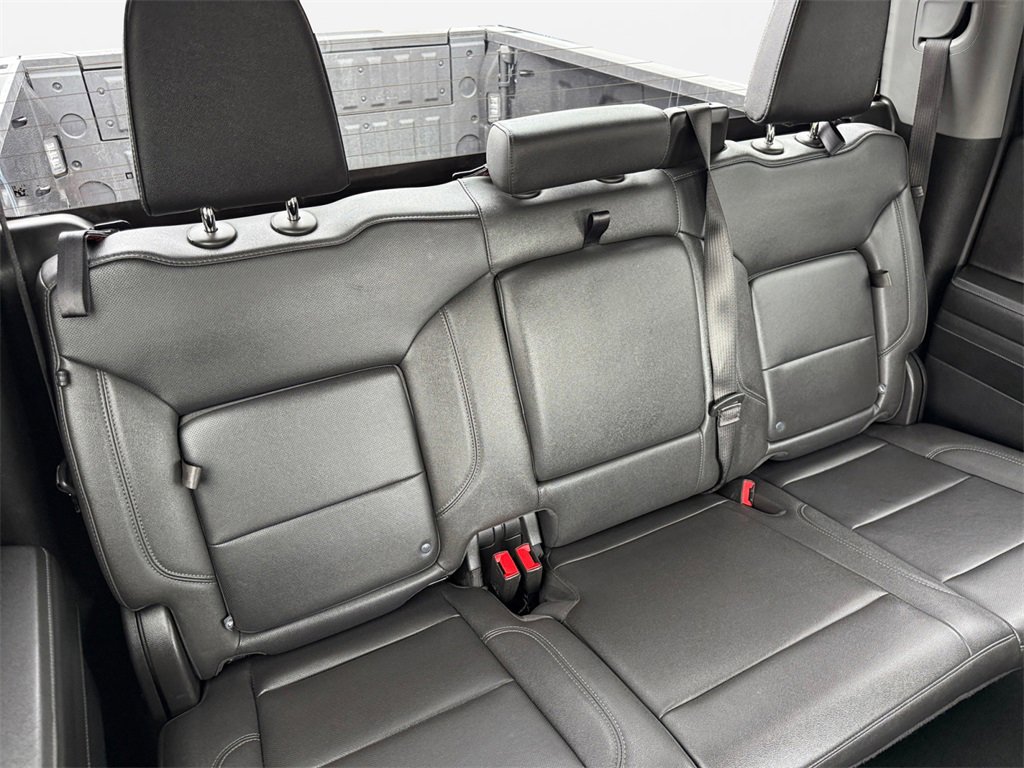 Used 2024 GMC Sierra 1500 SLT image 16