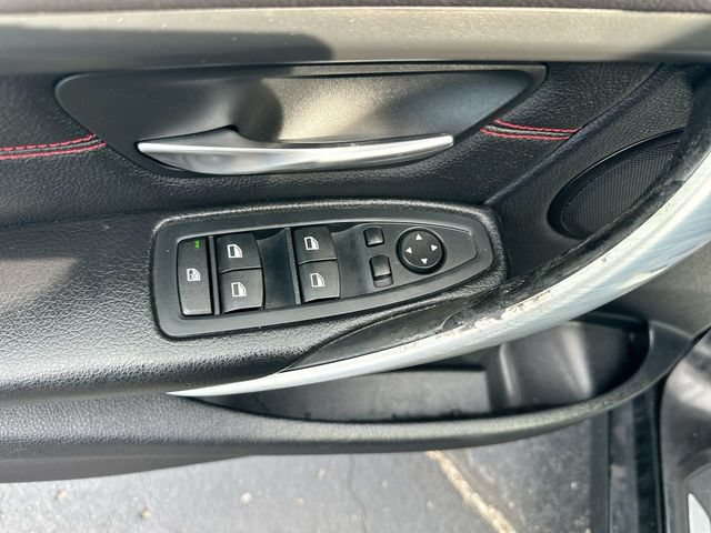 Used 2013 BMW 335i xDrive Sedan AWD/4WD image 23
