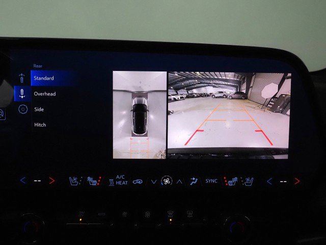 Used 2025 Chevrolet Blazer EV RS image 28