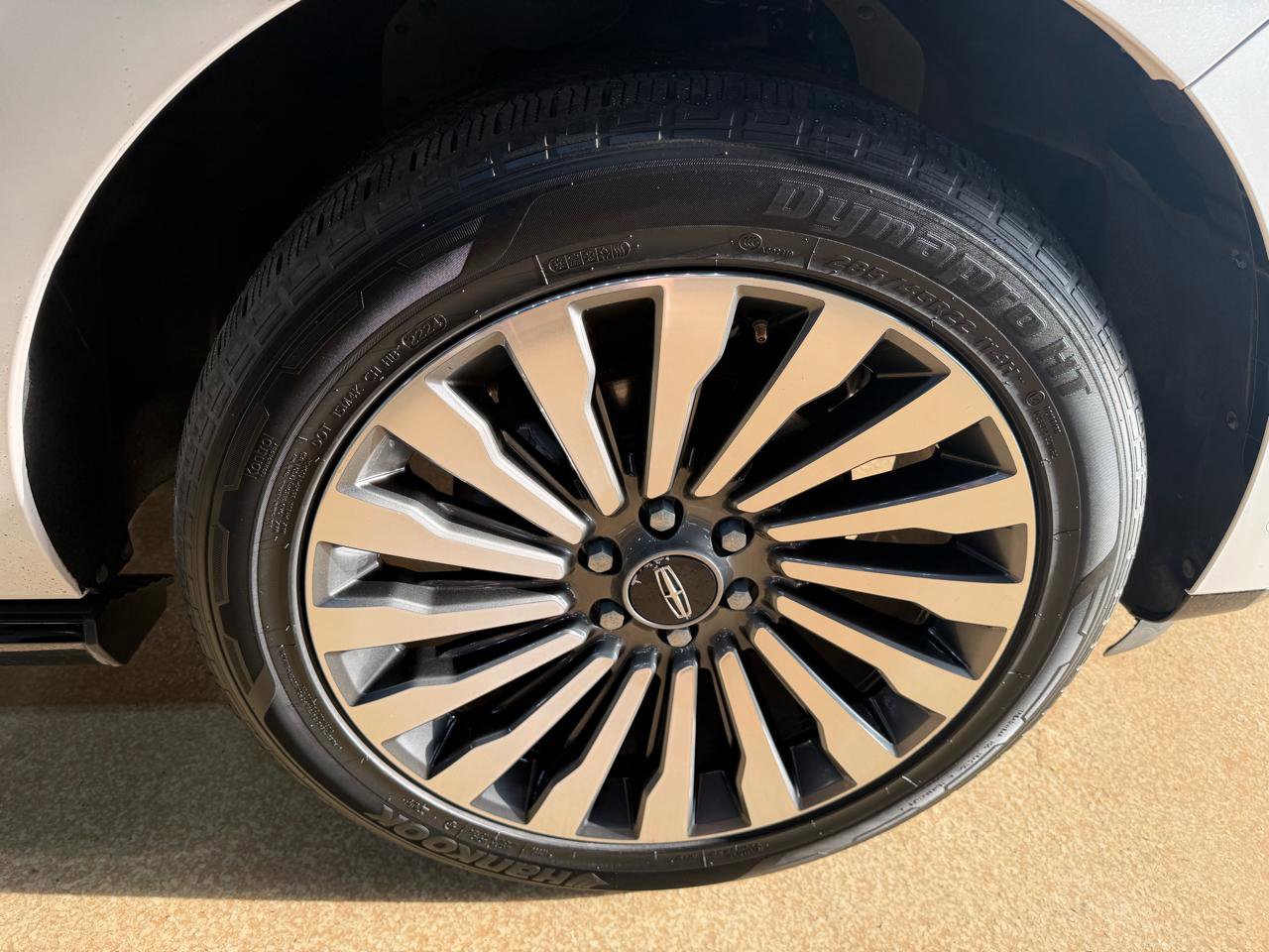 Used 2018 Lincoln Navigator Reserve w/ Technology Package AWD/4WD image 74