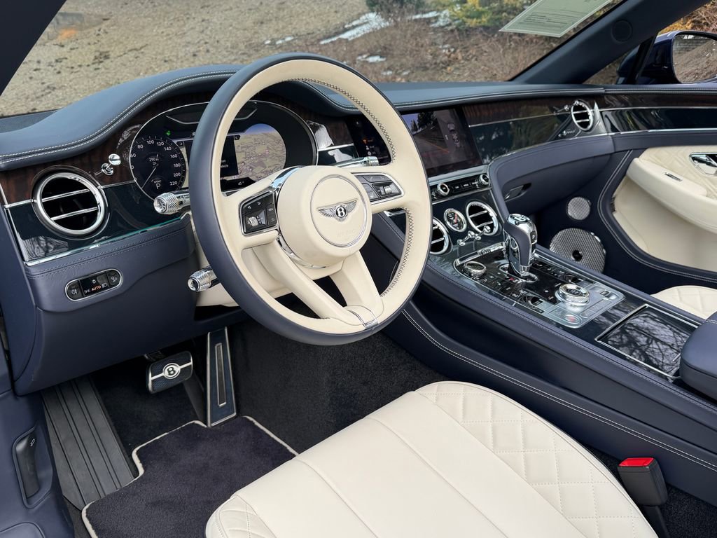 Used 2022 Bentley Continental GT Speed AWD/4WD image 16
