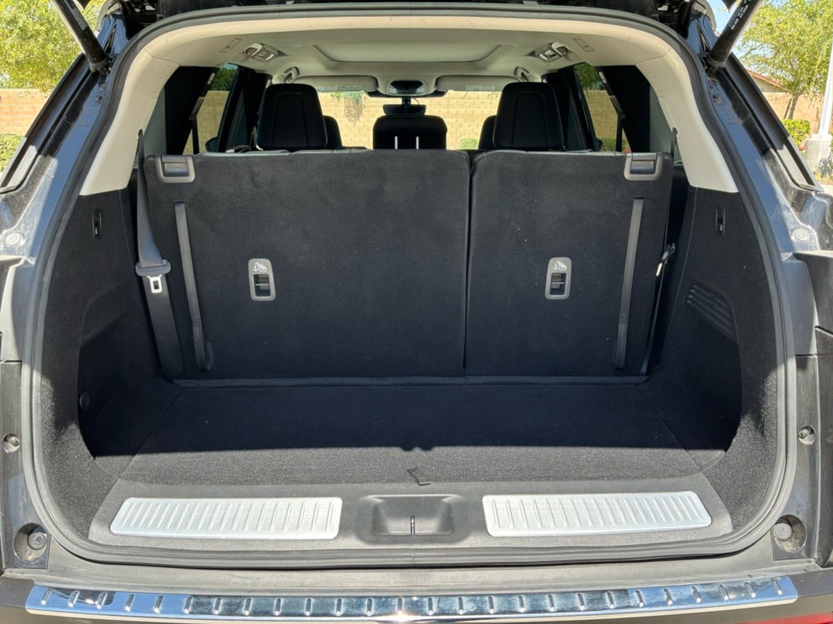 Used 2023 INFINITI QX60 Luxe w/ Cargo Package FWD image 21