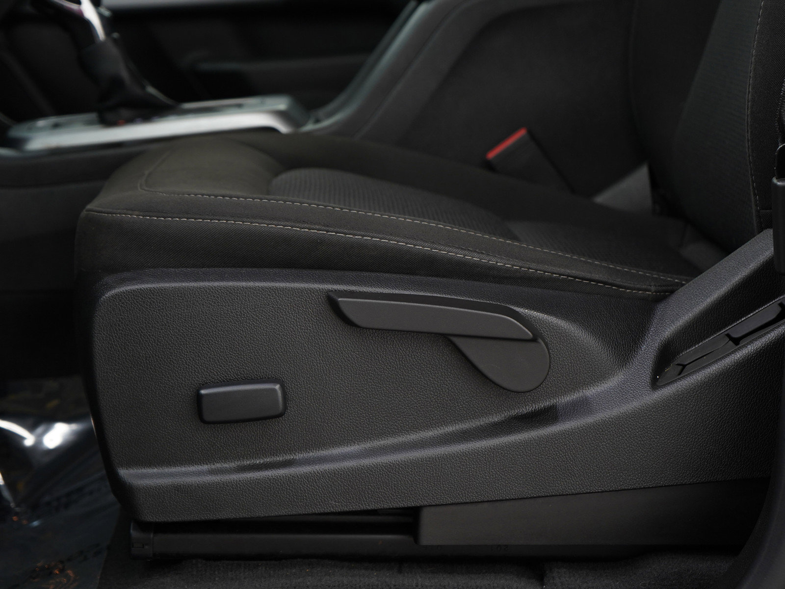 Used 2022 Chevrolet Colorado LT image 20