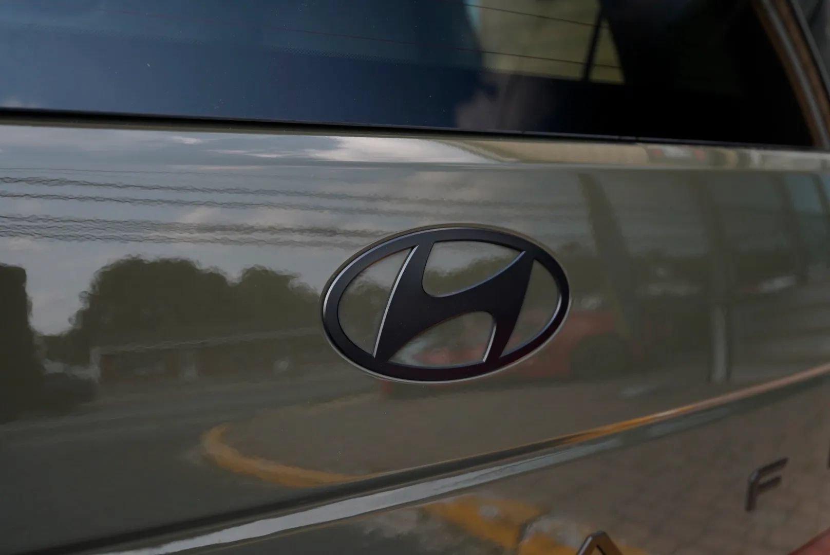 Used 2025 Hyundai Santa Fe Calligraphy AWD/4WD image 13