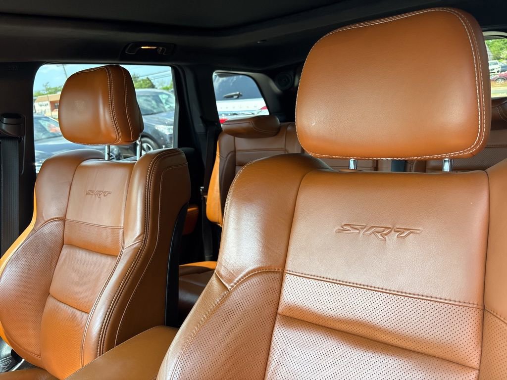 Used 2015 Jeep Grand Cherokee SRT w/ Luxury Group II AWD/4WD image 13