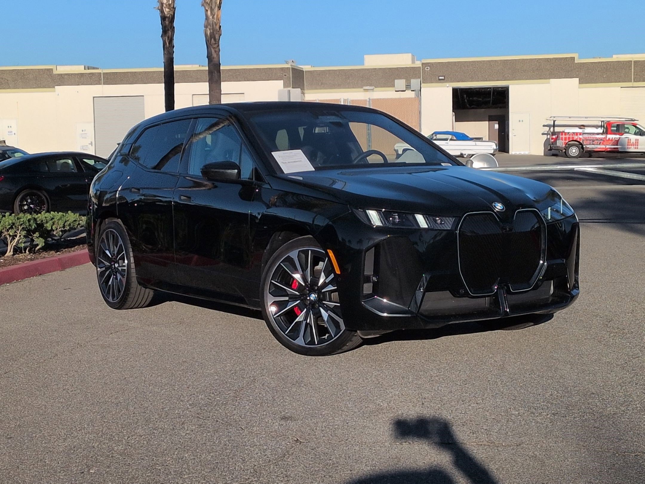 New 2026 BMW iX xDrive60 w/ M Sport Package image 2