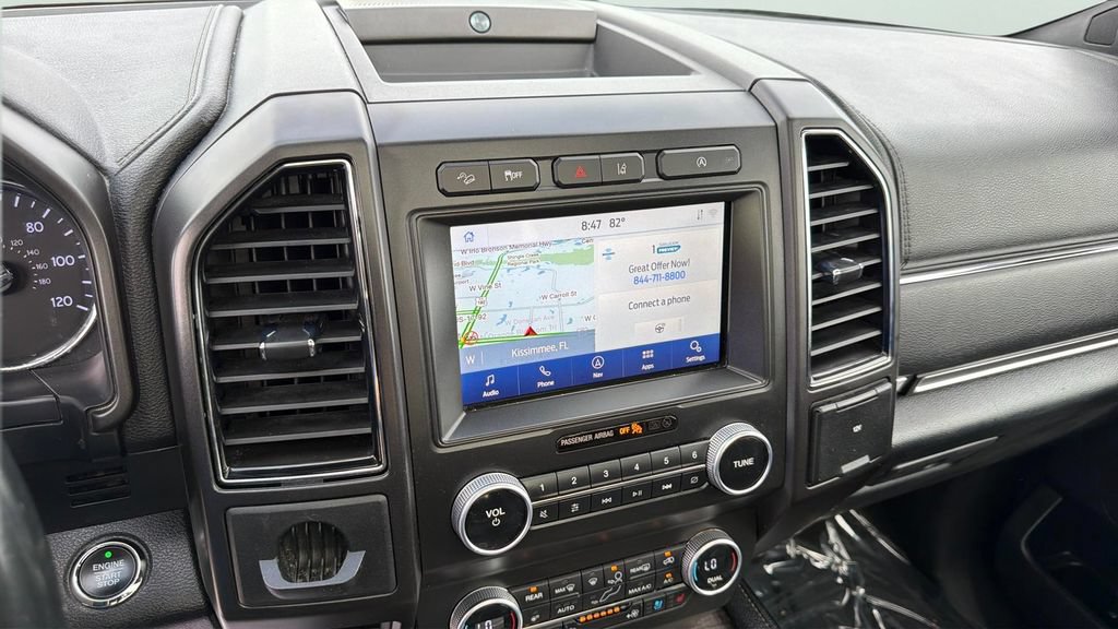 Used 2021 Ford Expedition Max Limited AWD/4WD image 22
