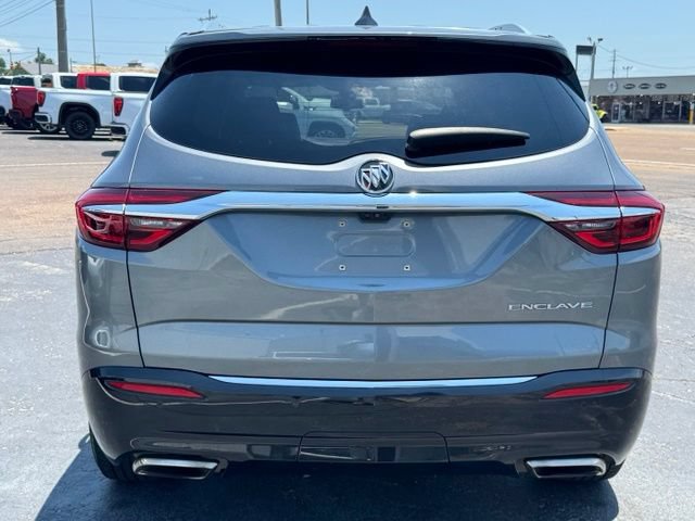 Used 2019 Buick Enclave Avenir w/ Avenir Technology Package FWD image 4