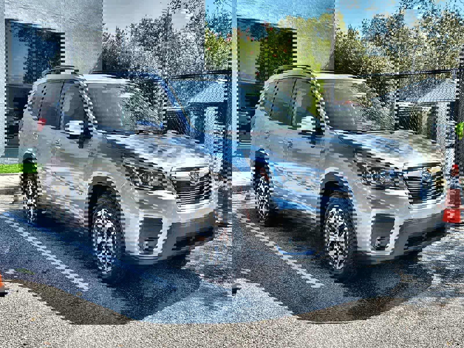 Used 2020 Subaru Forester Premium image 11