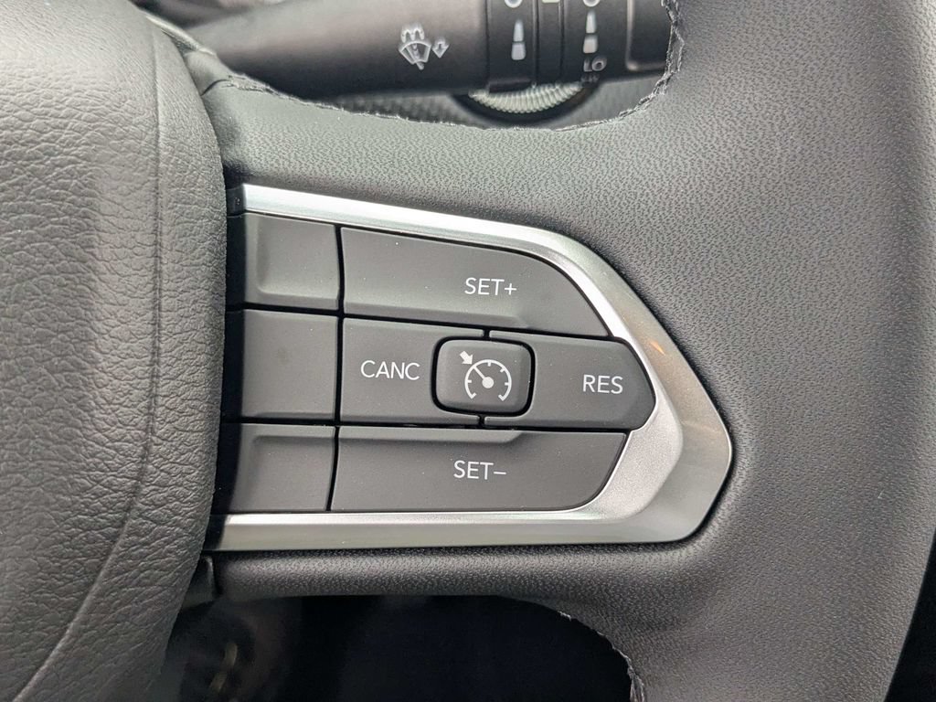 New 2026 Jeep Compass Latitude AWD/4WD image 23