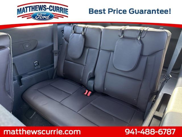 New 2026 Ford Explorer Platinum image 13