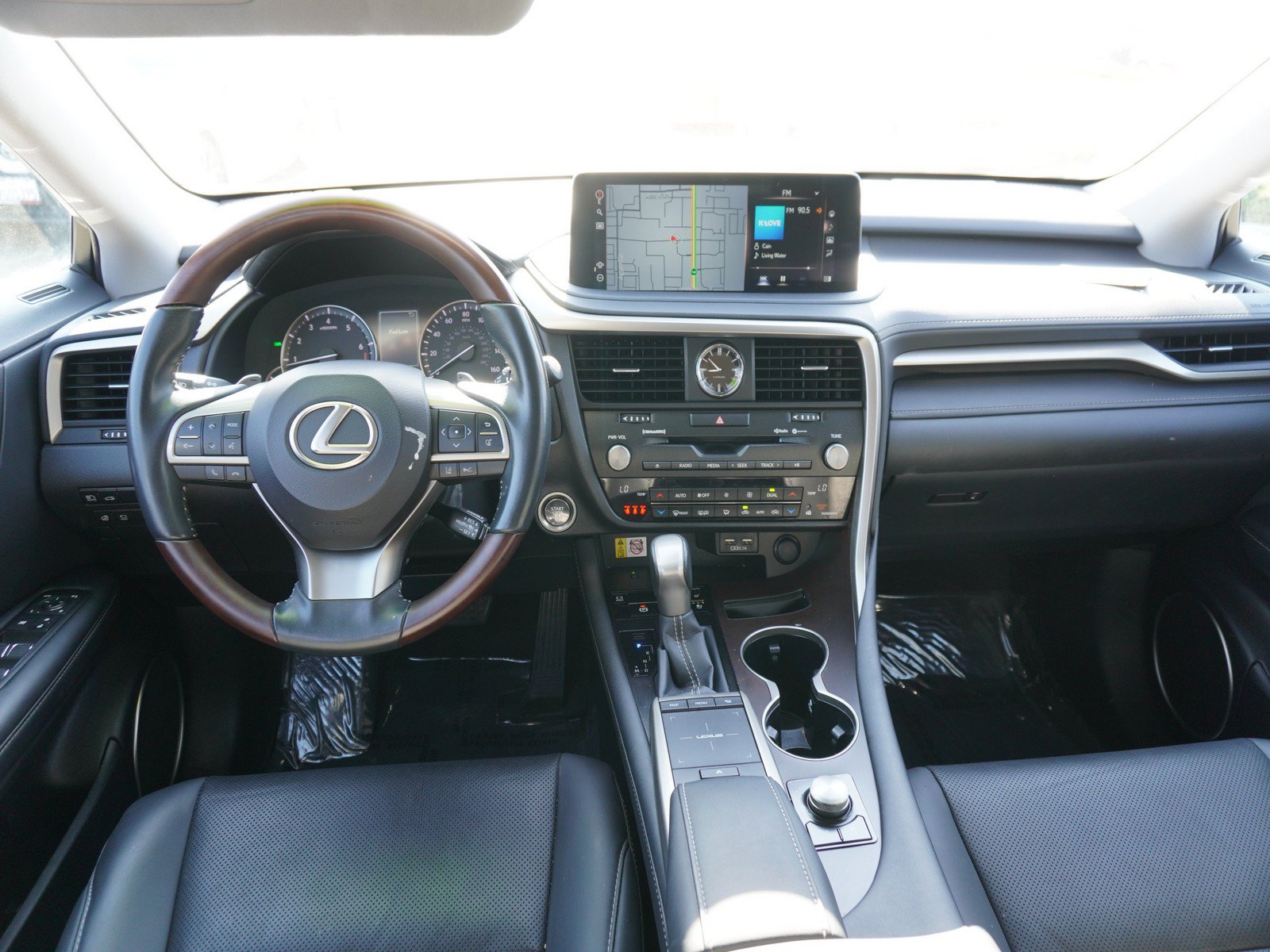 Used 2022 Lexus RX 350 AWD w/ Premium Package image 2