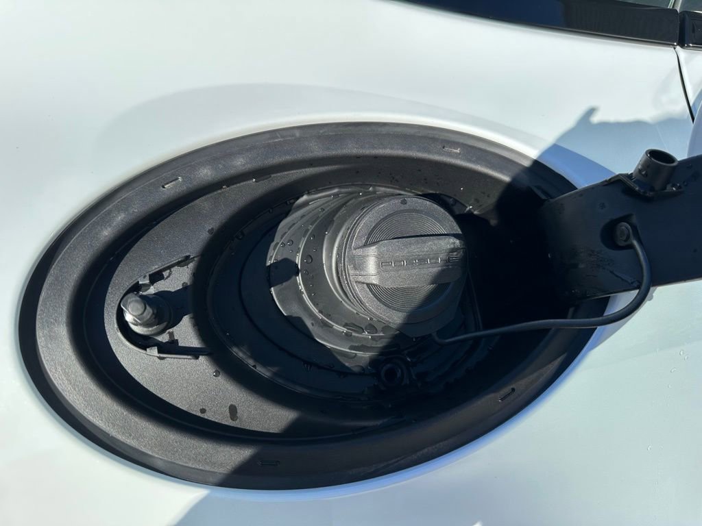 Used 2026 Porsche Panamera 4 image 41