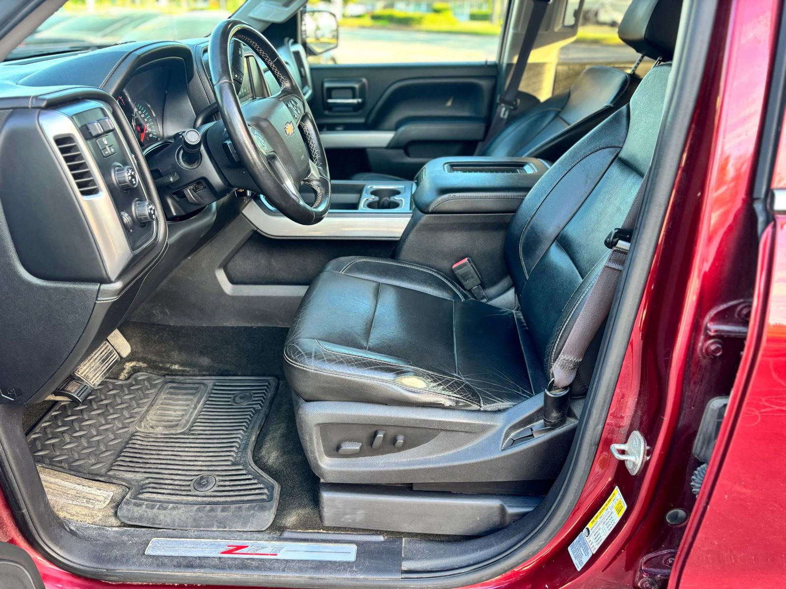 Used 2016 Chevrolet Silverado 1500 LTZ AWD/4WD image 11