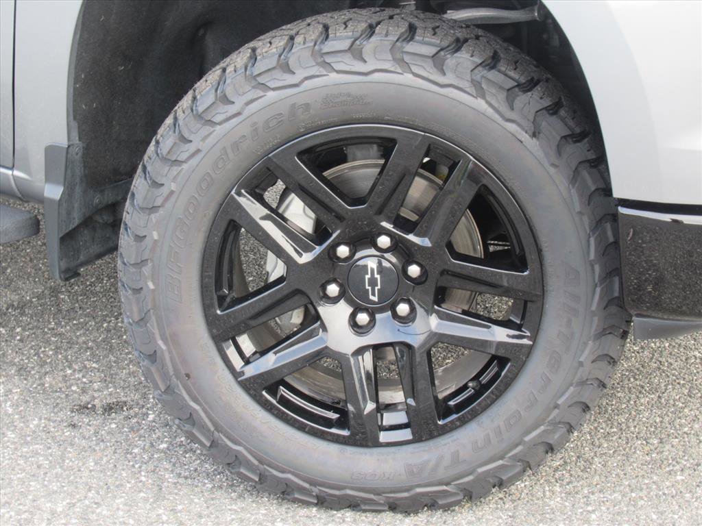 Used 2023 Chevrolet Silverado 1500 LT Trail Boss w/ Convenience Package II AWD/4WD image 7