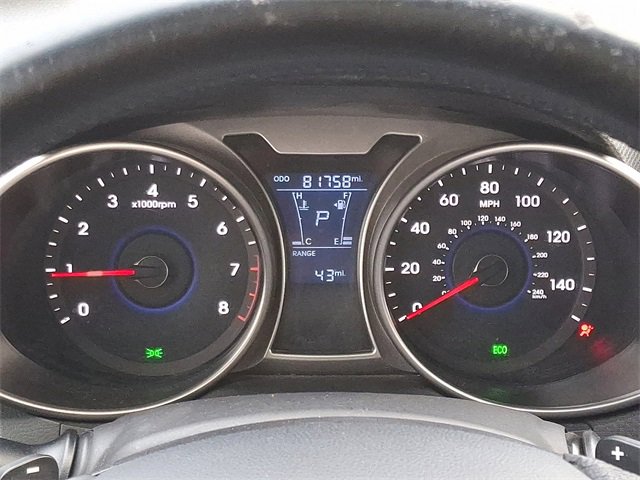 Used 2013 Hyundai Veloster w/ Style Pkg image 19