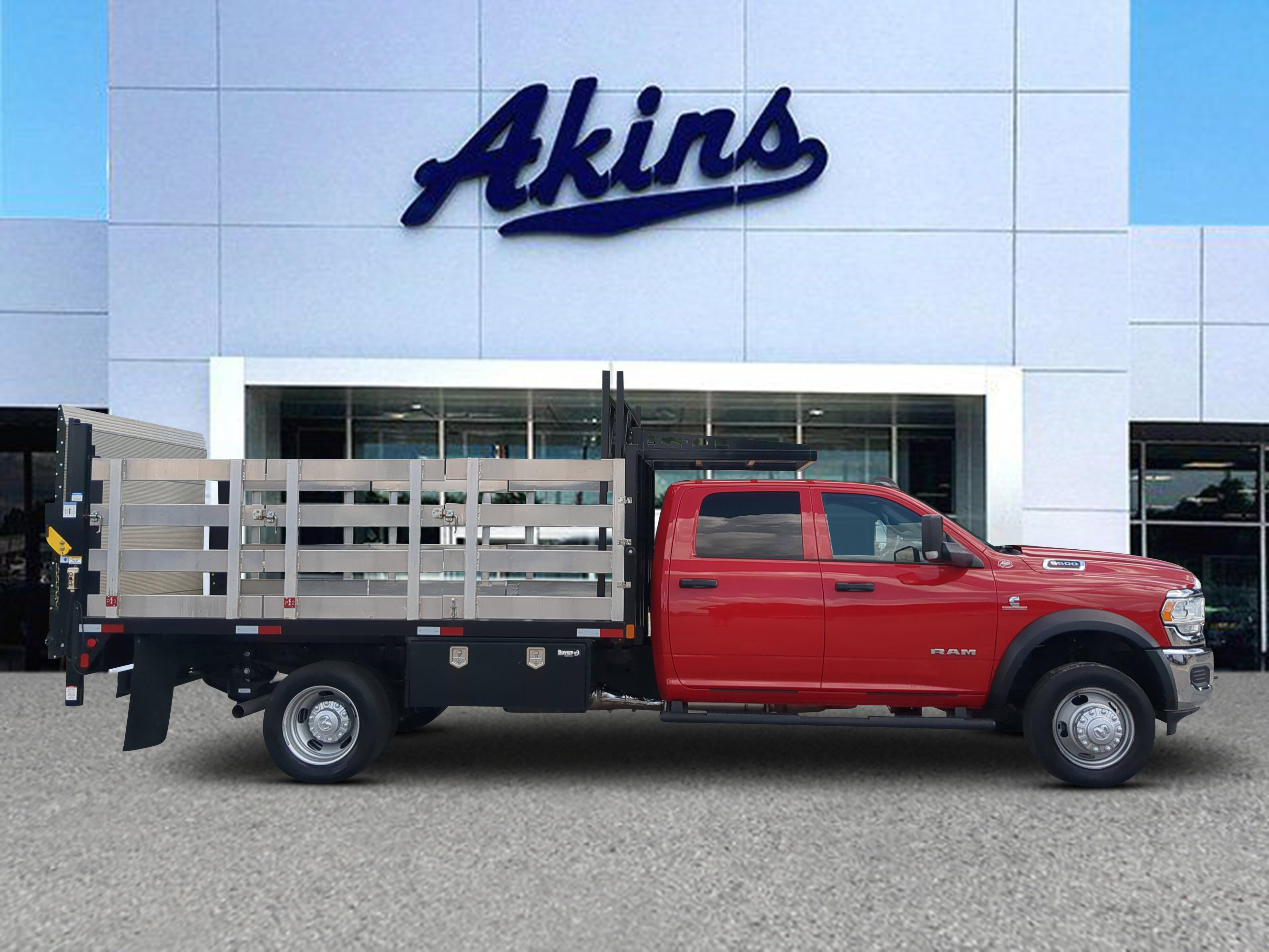 Used 2022 RAM 5500 Tradesman w/ Chrome Appearance Group