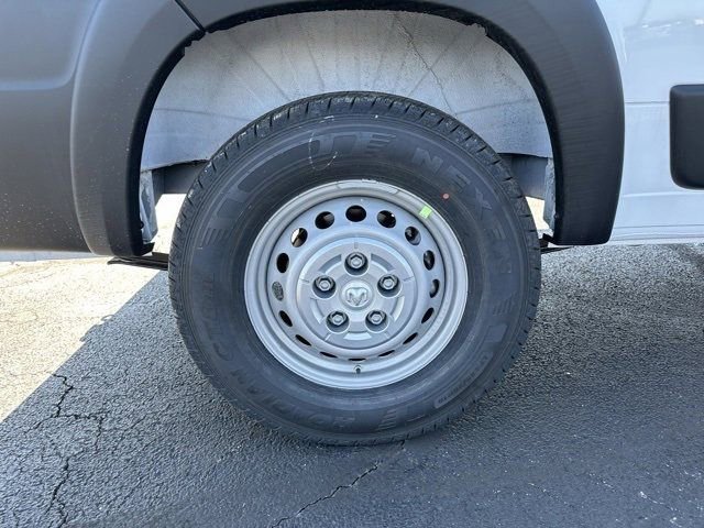 New 2024 RAM ProMaster 2500 w/ Safety Group image 28