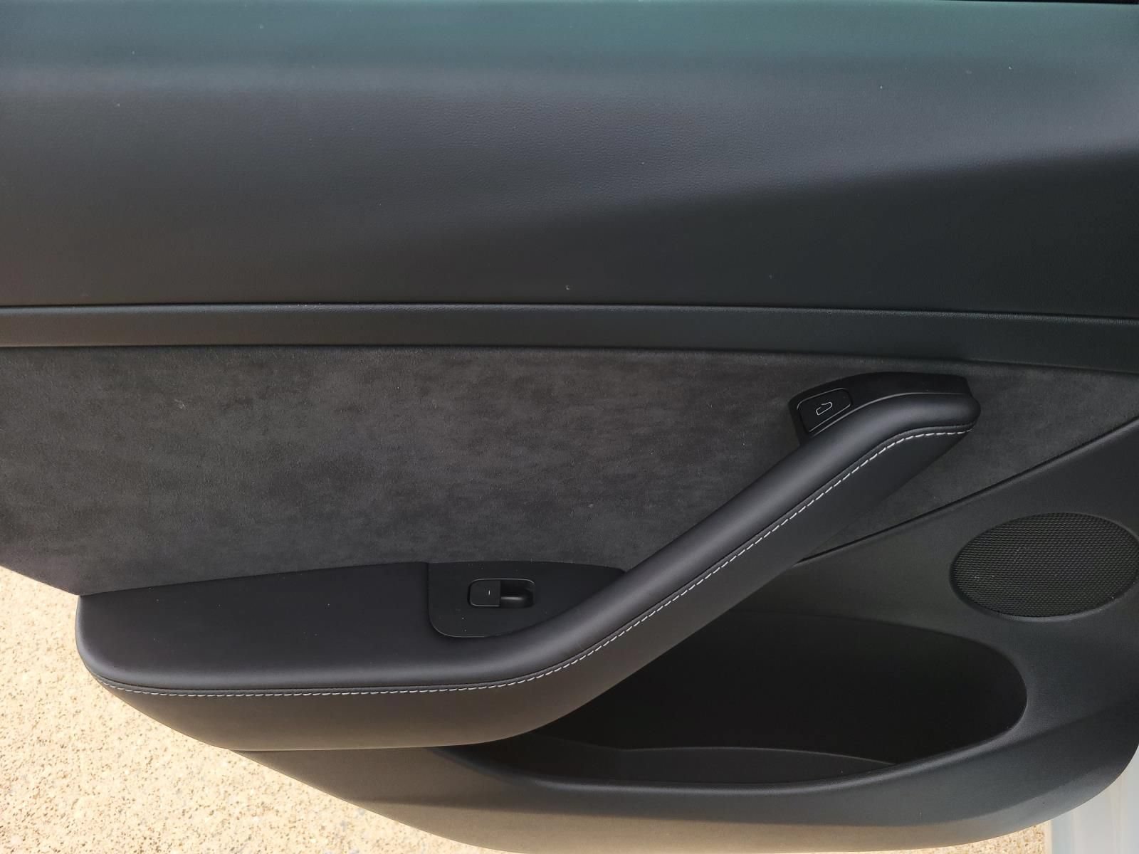 Used 2023 Tesla Model 3 Standard Range RWD image 10