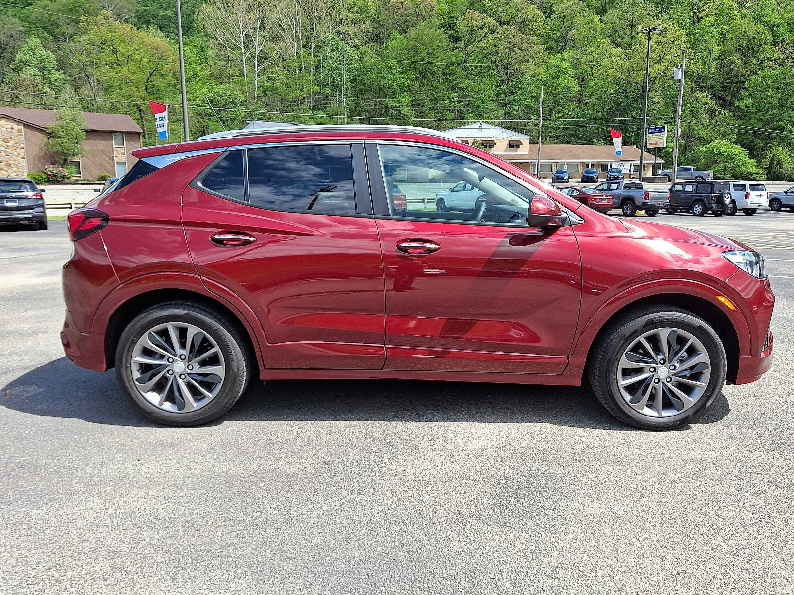 Used 2023 Buick Encore GX Select w/ Experience Buick Package AWD/4WD image 7