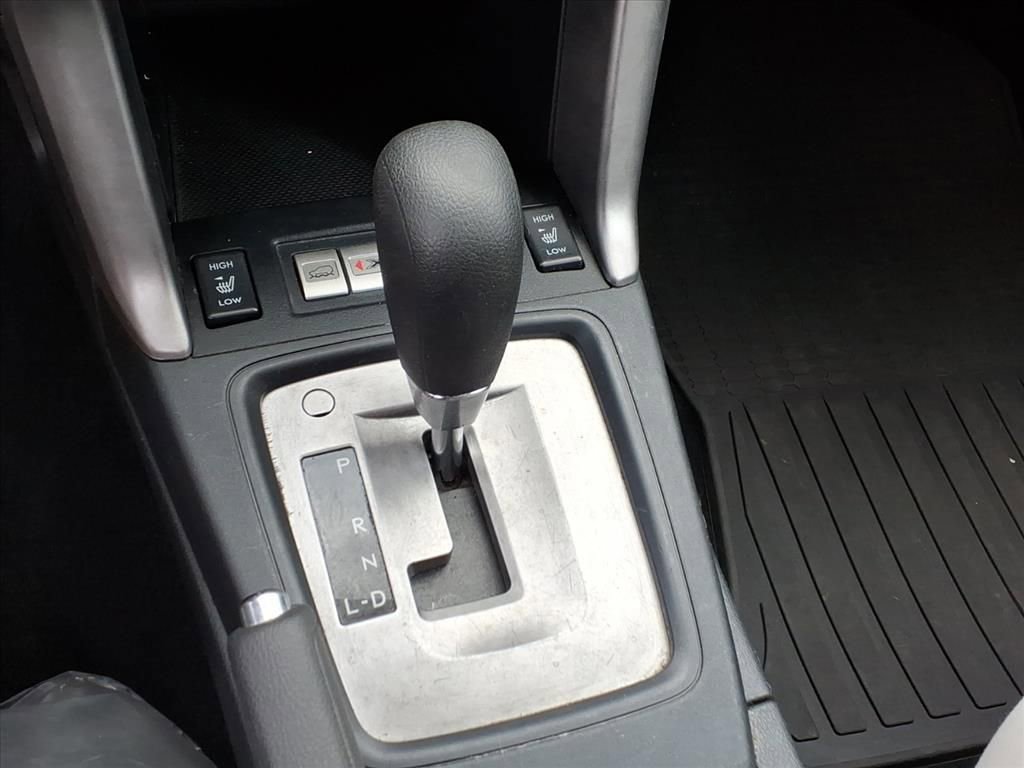 Used 2017 Subaru Forester 2.5i Premium image 30