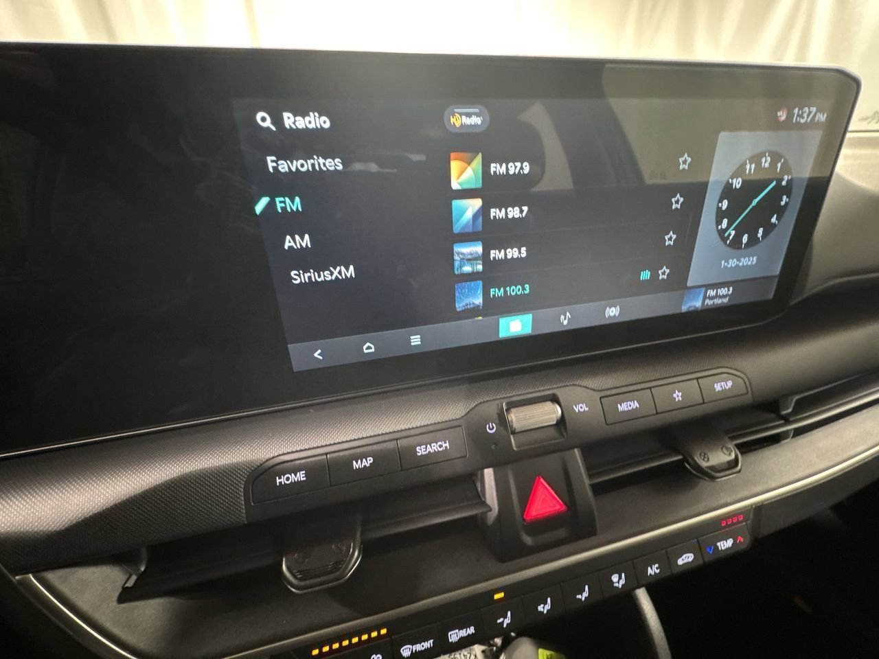 New 2025 Kia K4 LXS image 20