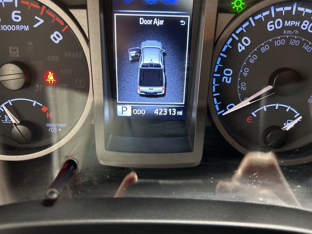 Used 2023 Toyota Tacoma TRD Off-Road w/ TRD Premium Off Road Package image 18