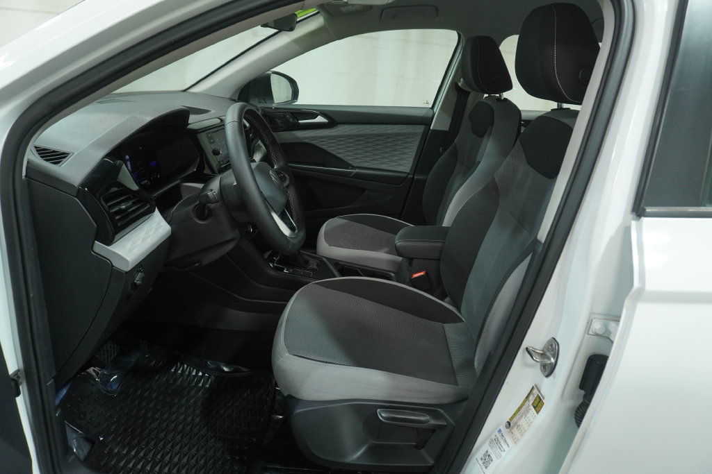 Used 2023 Volkswagen Taos S FWD image 6